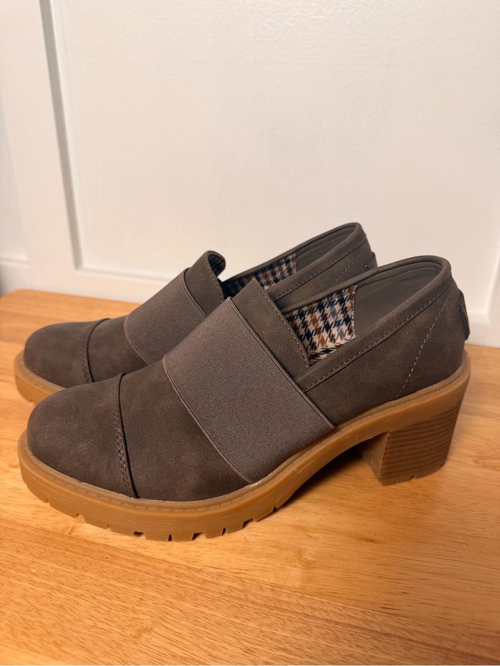 MUK LUKS Women’s Size 9.5 Brown Chunky Heel Loafers Lug Sole NEW